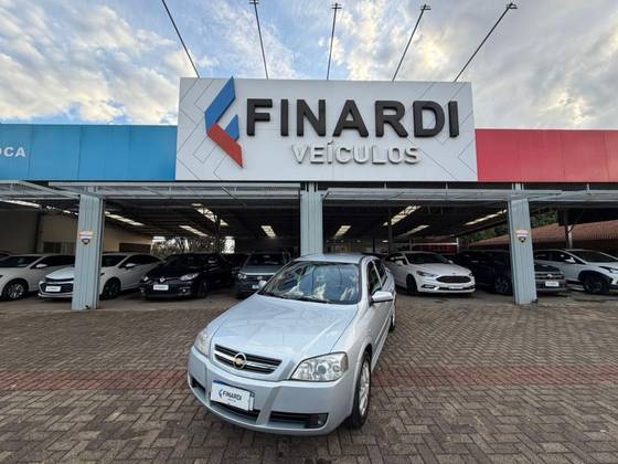 CHEVROLET ASTRA 2.0 MPFI ADVANTAGE 8V FLEX 4P MANUAL CHEVROLET ASTRA 2.0 MPFI ADVANTAGE 8V FLEX 4P MANUAL